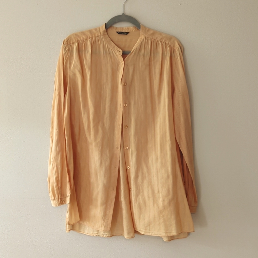 Lightweight blouse
